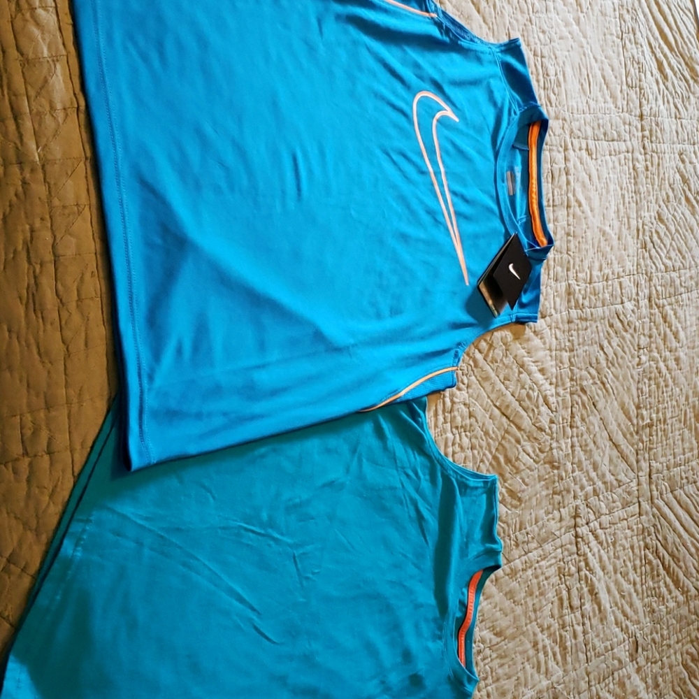 2 new sleeveless boy's tops